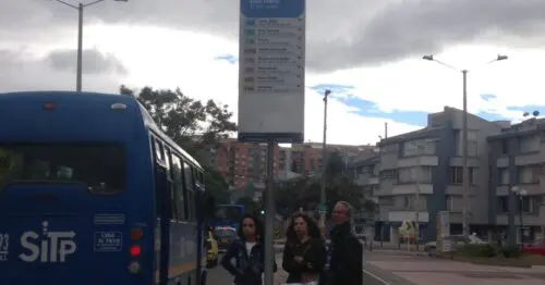 PARADERO SITP BARRIO JULIO FLOREZ CARRERA 66  001A03